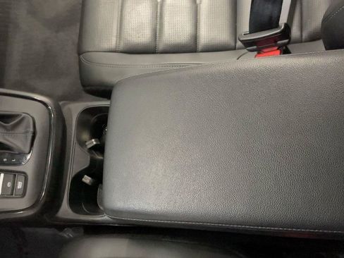 Used 2025 Honda CR-V EX-L image 37