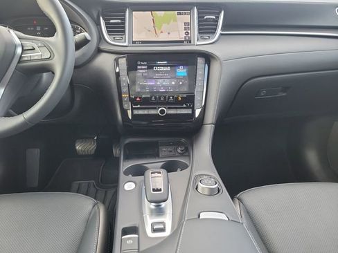 Used 2025 INFINITI QX55 Essential image 11