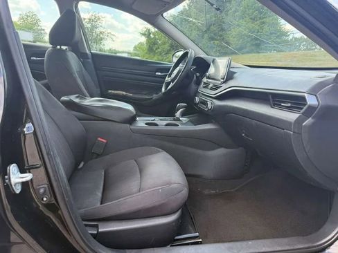 Used 2019 Nissan Altima 2.5 S FWD image 9