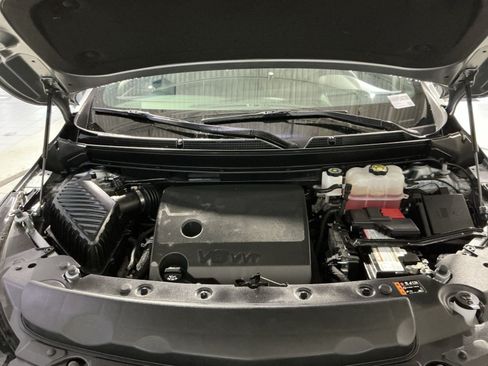 Used 2024 Buick Enclave Avenir w/ Avenir Technology Package AWD/4WD image 29