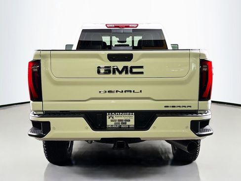 New 2025 GMC Sierra 3500 Denali Ultimate image 6