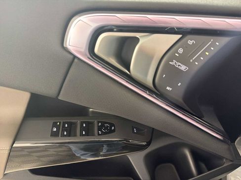 New 2026 BMW X3 xDrive30 w/ Premium Package image 13