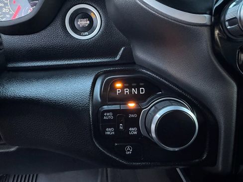 Used 2021 RAM 1500 Big Horn image 13