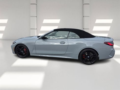 Used 2024 BMW 430i Convertible w/ M Sport Package image 8