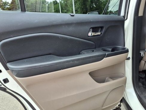 Used 2019 Honda Pilot EX-L image 12