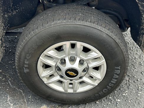 Used 2024 Chevrolet Silverado 2500 LT image 31