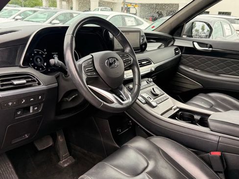 Used 2022 Hyundai Palisade Calligraphy w/ Cargo Package FWD image 9