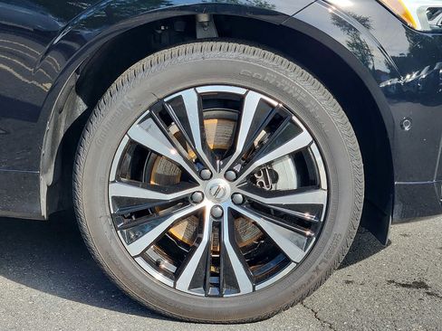 Certified 2023 Volvo XC60 B6 Ultimate w/ Climate Package AWD/4WD image 8