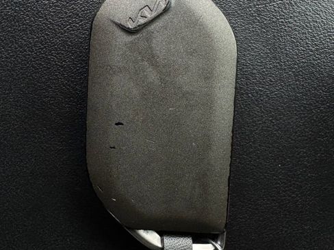 Used 2024 Kia Sorento S AWD/4WD image 32