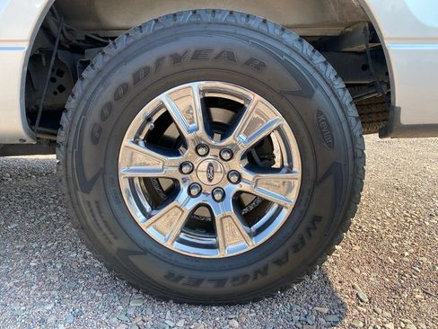 Used 2014 Ford F150 XLT w/ Trailer Tow Package RWD image 5