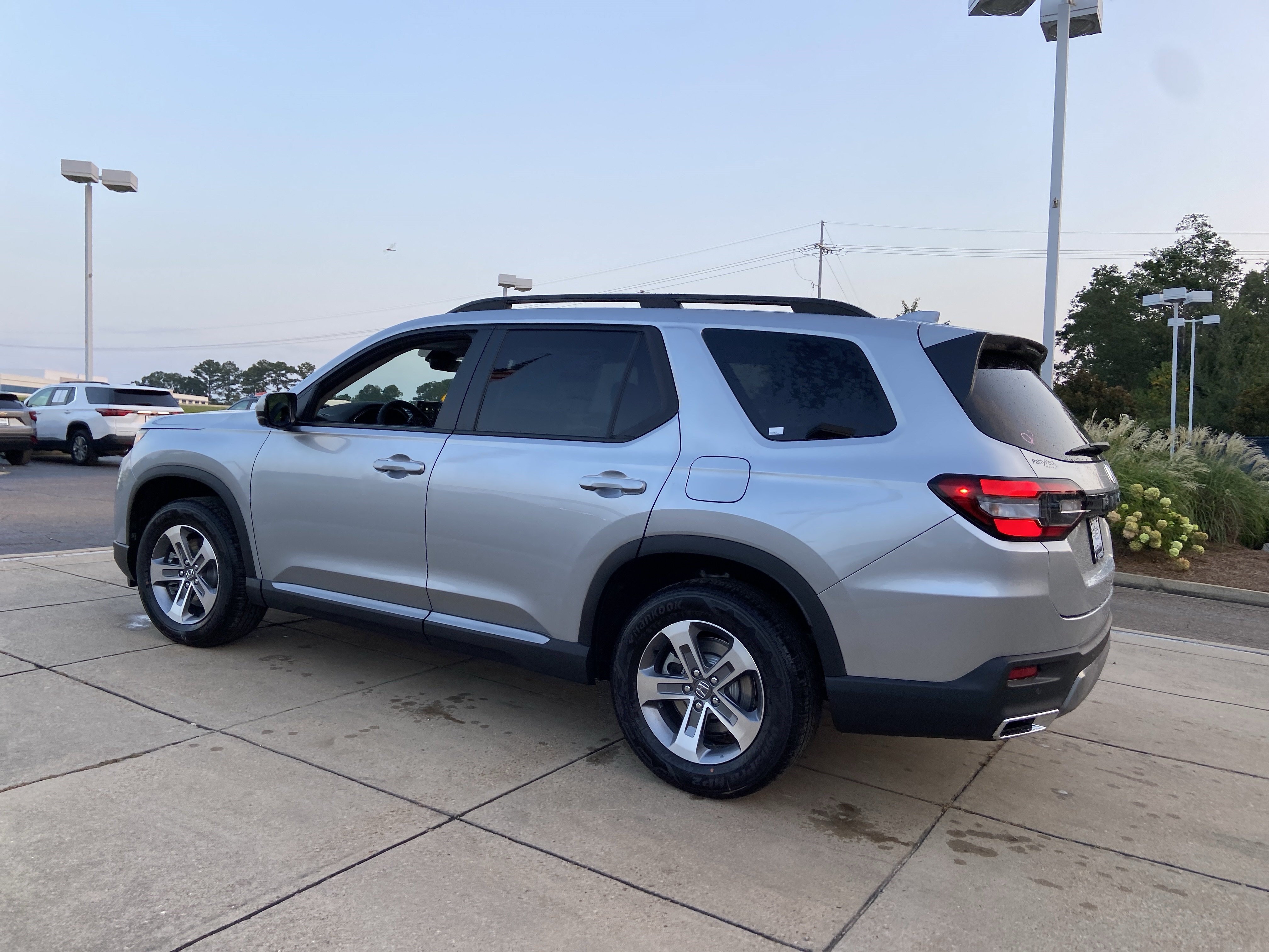 New 2026 Honda Pilot EX-L image 7