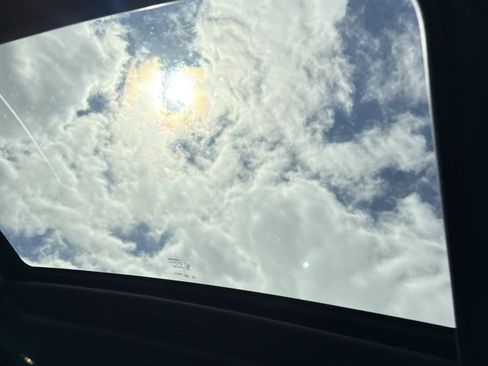 Used 2013 Dodge Challenger R/T image 12