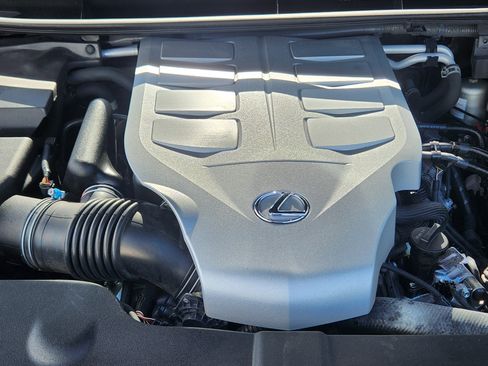 Used 2020 Lexus GX 460 Premium w/ Premium Package AWD/4WD image 22