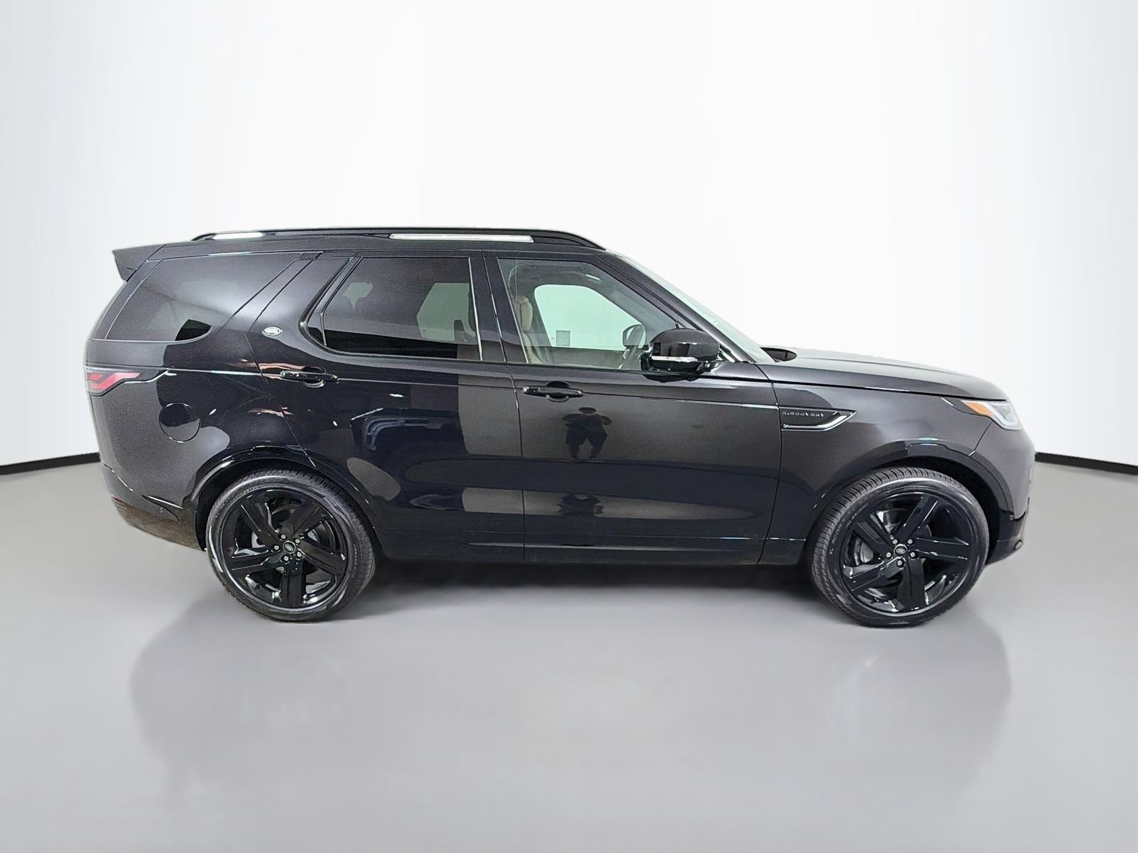 New 2026 Land Rover Discovery Dynamic SE AWD/4WD image 5