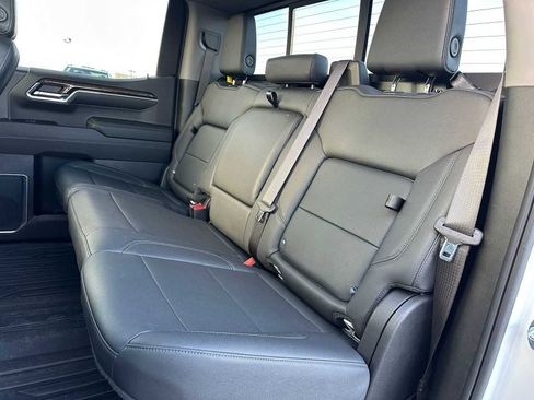 Used 2023 GMC Sierra 1500 Elevation w/ Elevation Premium Package image 18