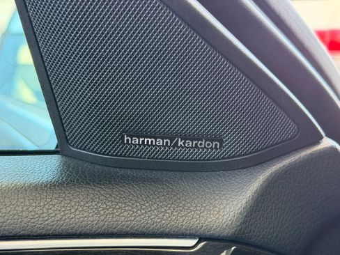 Used 2014 Mercedes-Benz E 350 Sedan image 34