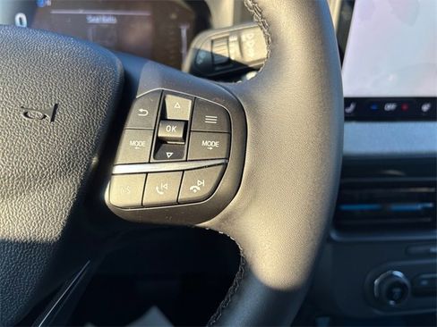 New 2025 Ford Maverick XLT w/ XLT Luxury Package image 19