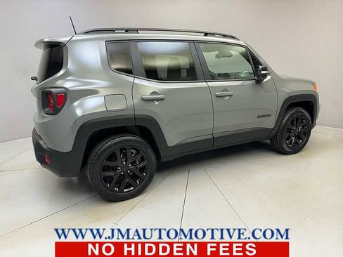 Used 2022 Jeep Renegade Altitude image 5