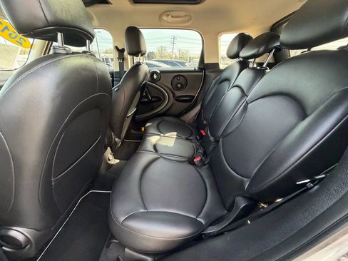 Used 2012 MINI Cooper Countryman S FWD image 12