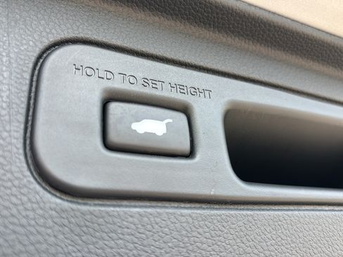 Certified 2023 Honda Pilot EX-L image 17