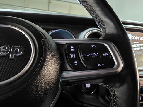 Used 2021 Jeep Wrangler Unlimited Sahara w/ Cold Weather Group image 29