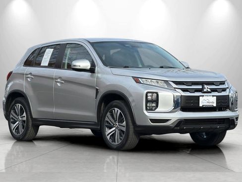 Used 2024 Mitsubishi Outlander Sport SE image 9