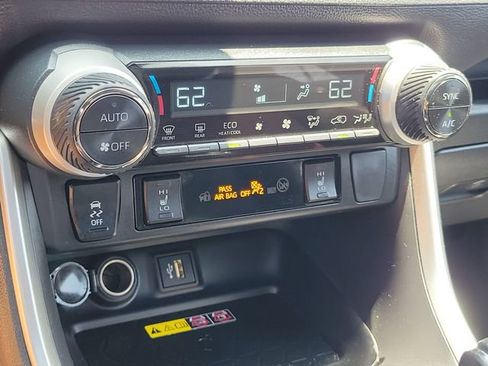 Used 2024 Toyota RAV4 XSE w/ Weather Package AWD/4WD image 13