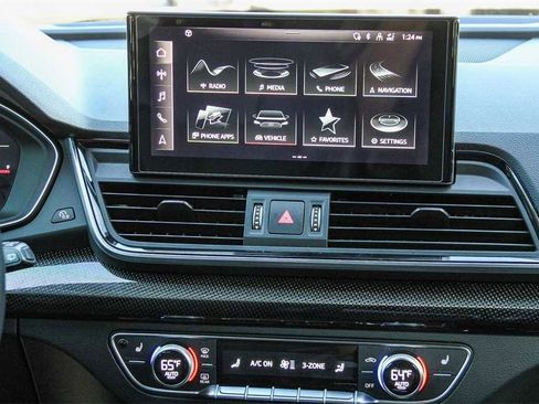 Used 2022 Audi SQ5 Premium Plus w/ Premium Plus Package image 15