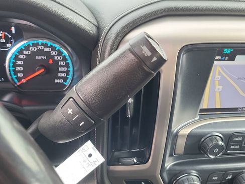 Used 2018 GMC Sierra 2500 Denali w/ Duramax Plus Package image 19