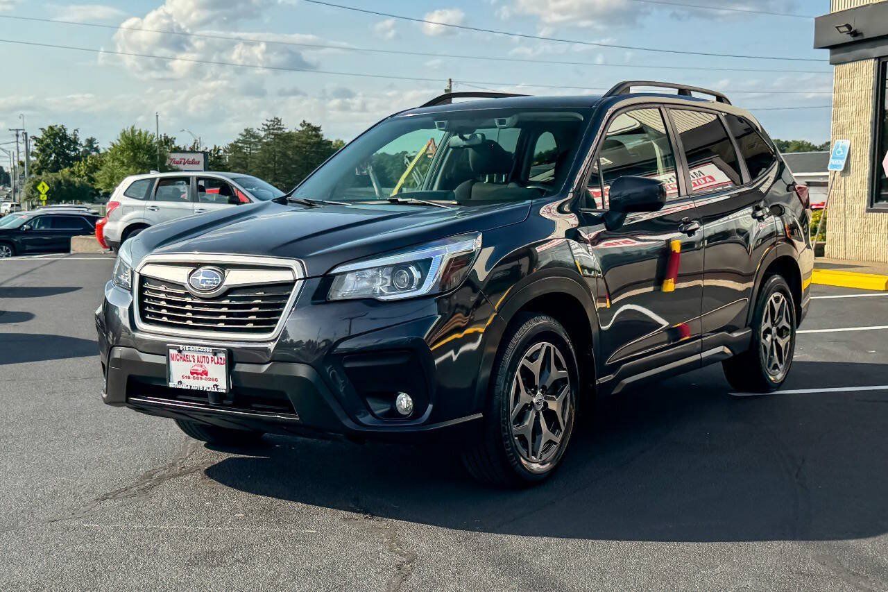 Used 2019 Subaru Forester Premium AWD/4WD image 8