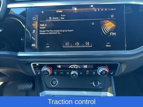 Used 2023 Audi Q3 2.0T Premium image 19