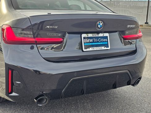 New 2026 BMW 330i xDrive Sedan w/ M Sport Package image 7