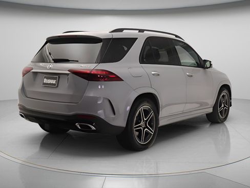 Certified 2024 Mercedes-Benz GLE 450 4MATIC image 4
