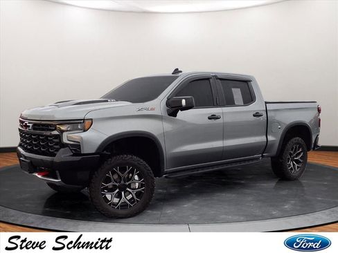 Used 2023 Chevrolet Silverado 1500 ZR2 w/ Technology Package image 1