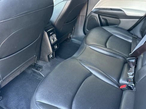 Used 2025 Jeep Compass Limited AWD/4WD image 4