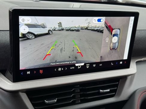 New 2026 Ford Explorer ST-Line w/ ST-Line Street Pack image 18