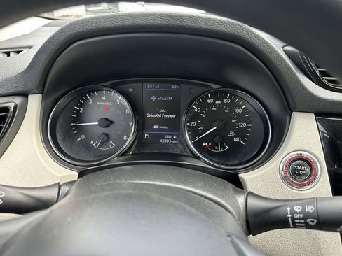 Used 2020 Nissan Rogue Sport SV AWD/4WD image 24