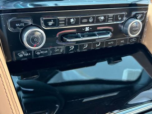 New 2025 Jeep Grand Cherokee Summit image 50