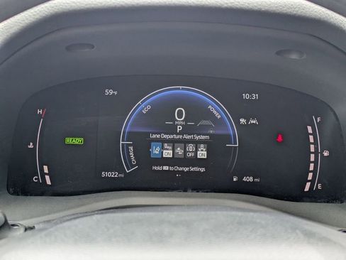 Used 2025 Toyota Camry LE image 16