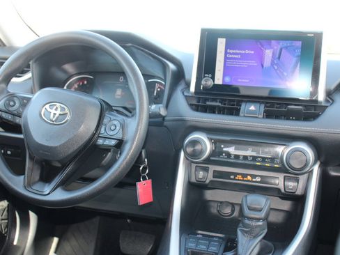 Certified 2025 Toyota RAV4 LE image 22