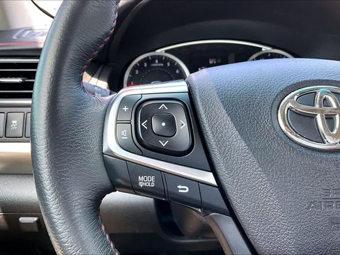Used 2017 Toyota Camry XSE w/ Moonroof Package FWD image 24