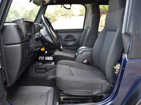 Used 2006 Jeep Wrangler X AWD/4WD image 15