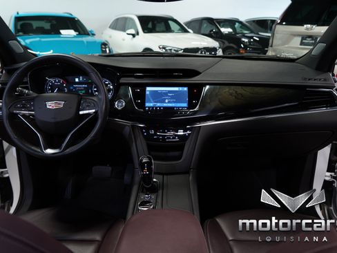Used 2023 Cadillac XT6 Premium Luxury FWD image 31