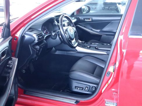 Used 2018 Lexus IS 300 w/ Accessory Package 2 RWD image 14