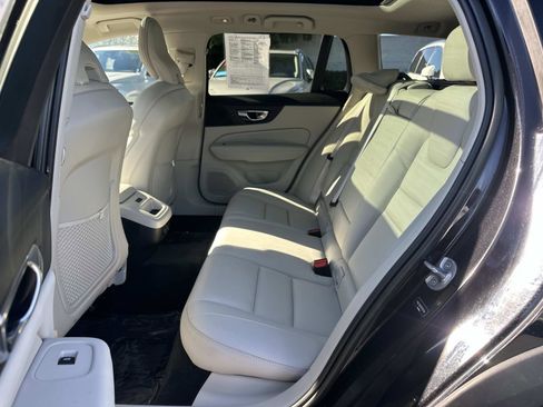 Certified 2023 Volvo V60 B5 Cross Country Plus w/ Climate Package image 21
