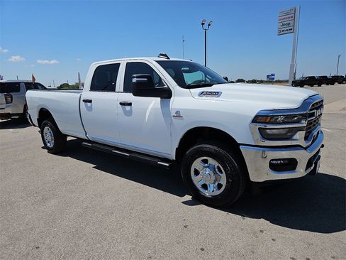 New 2026 RAM 2500 Tradesman image 9