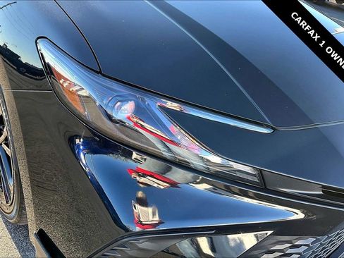 Used 2025 Toyota Camry SE image 30