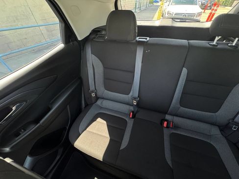 Used 2025 Chevrolet TrailBlazer LT FWD image 33