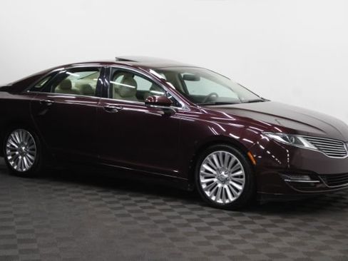 Used 2013 Lincoln MKZ Luxury image 1