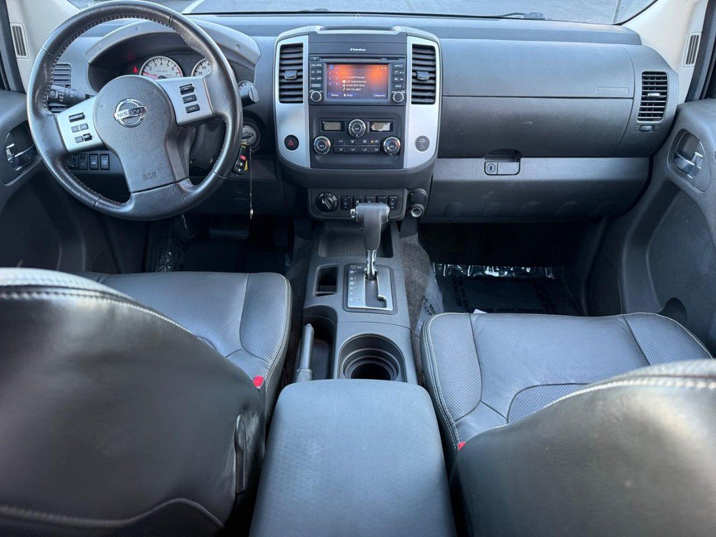 Used 2016 Nissan Frontier PRO-4X w/ Pro-4x Luxury Package AWD/4WD image 11